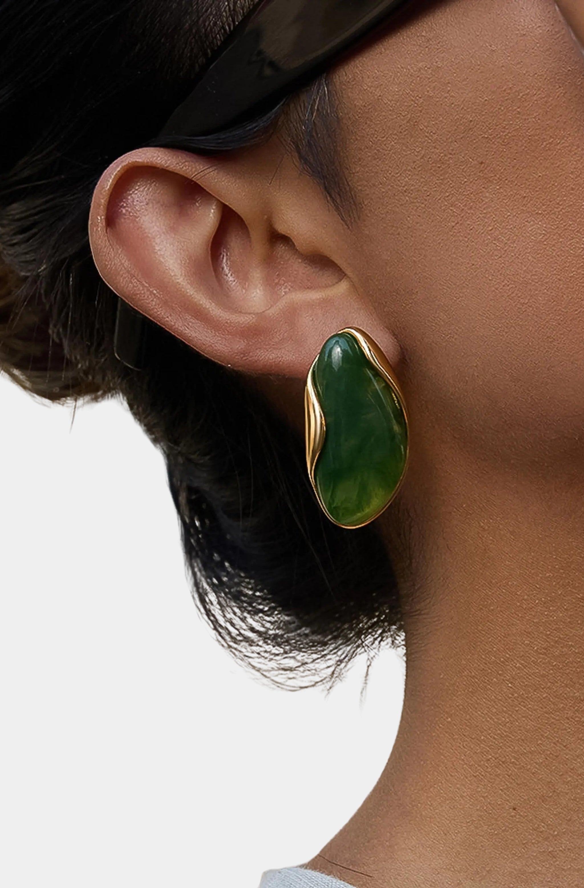 Maélie Resin Drop Earrings