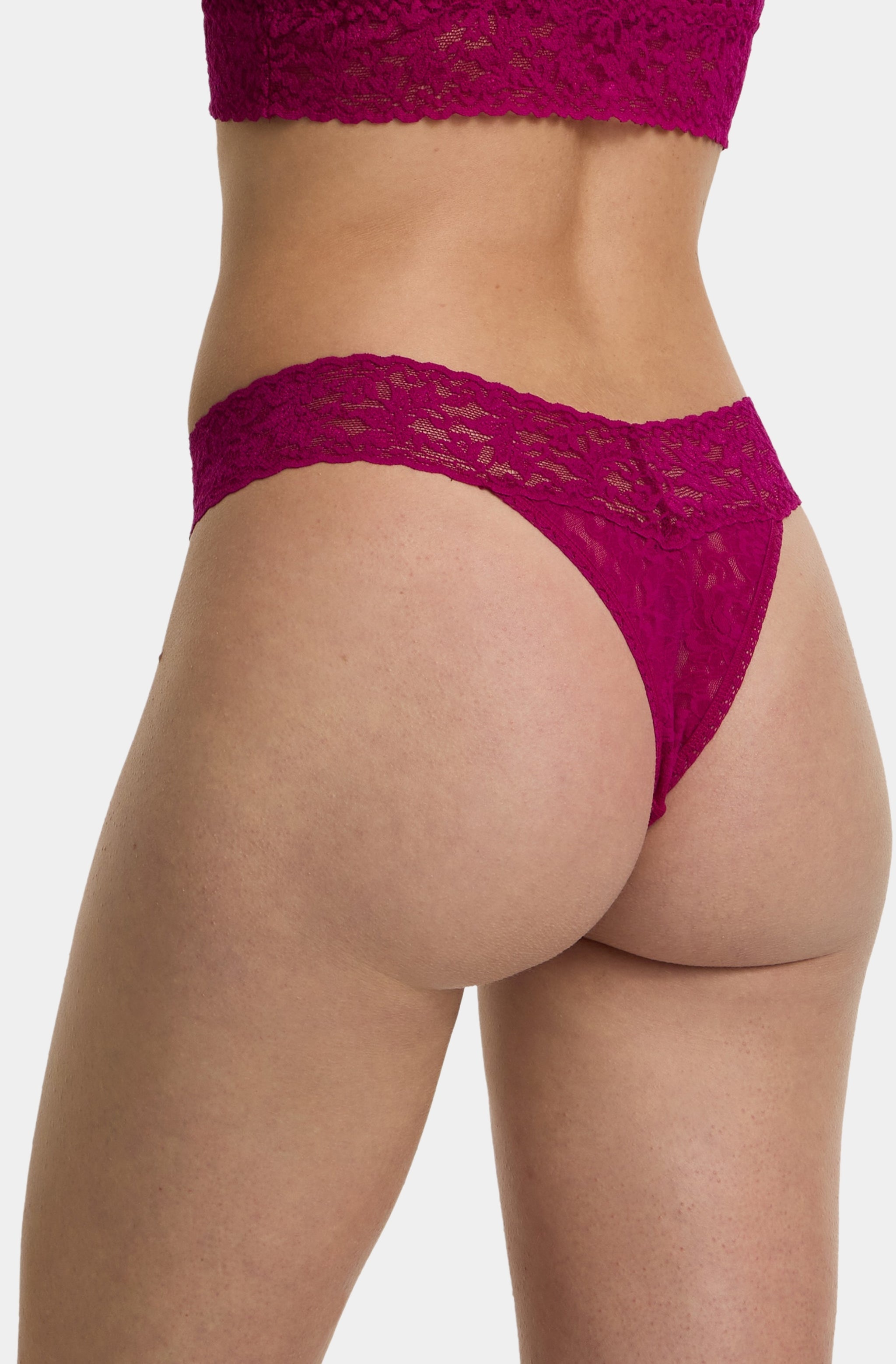 Signature Lace Original Rise Thong
