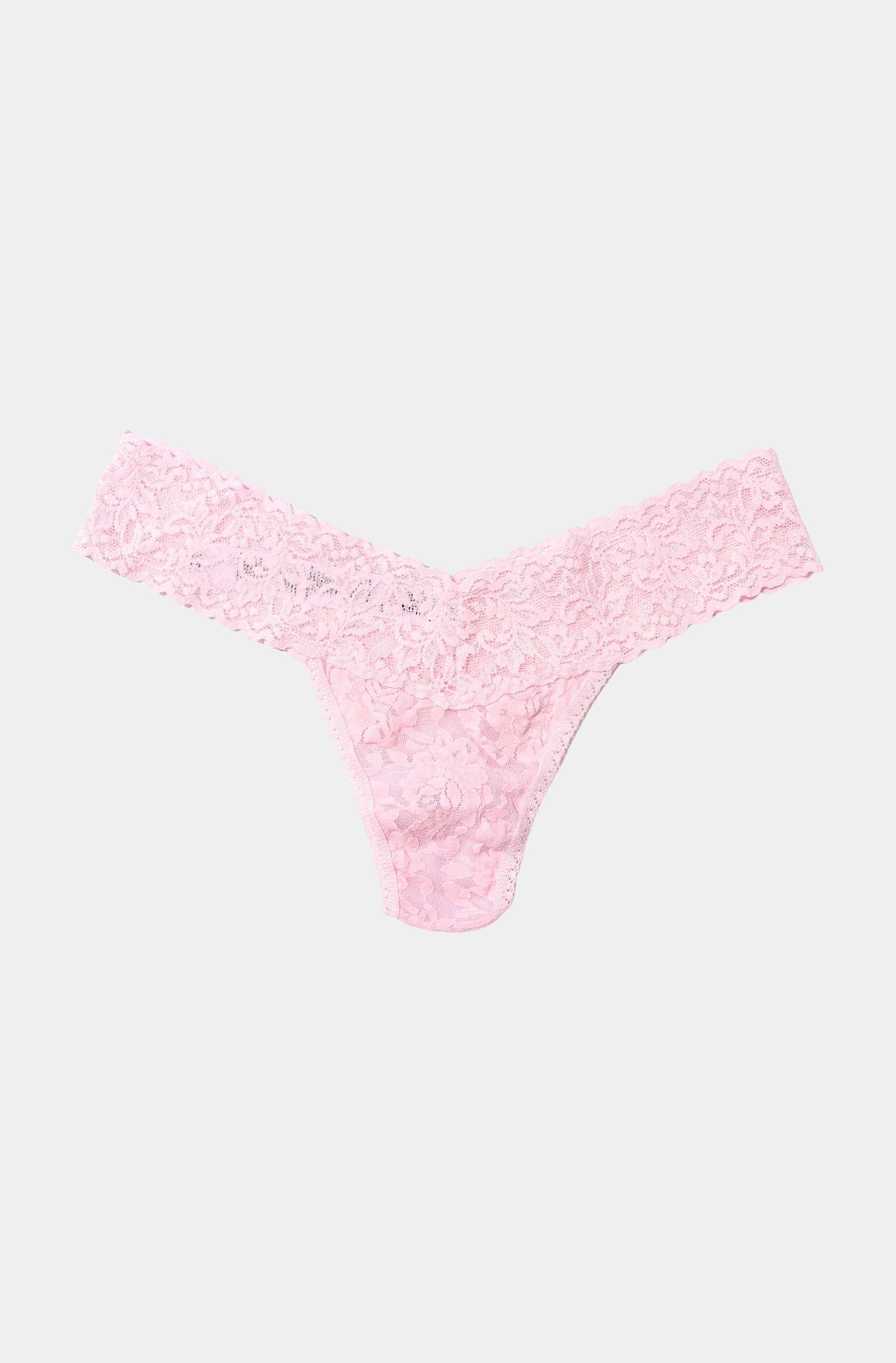 Signature Lace Low Rise Thong