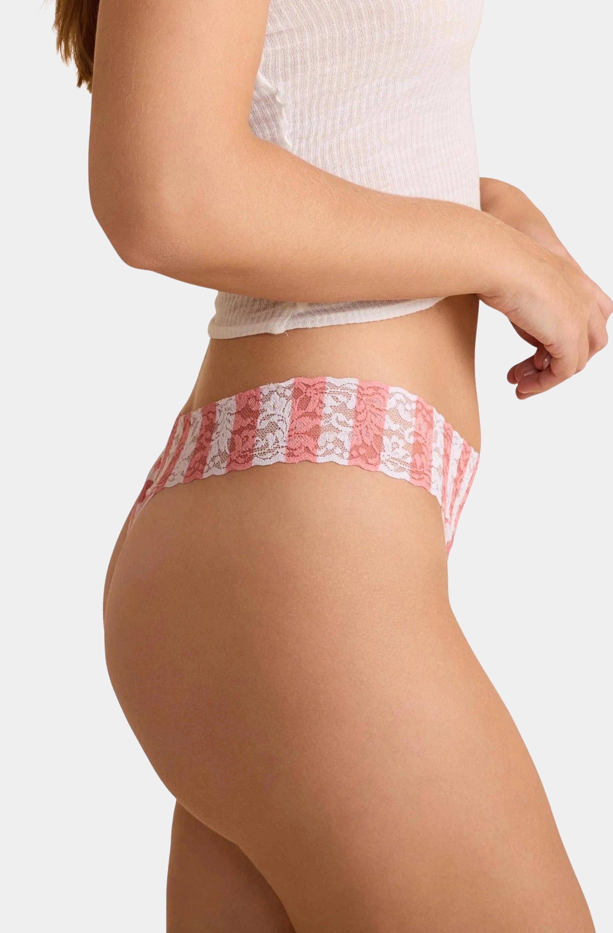 Printed Signature Lace Low Rise Thong