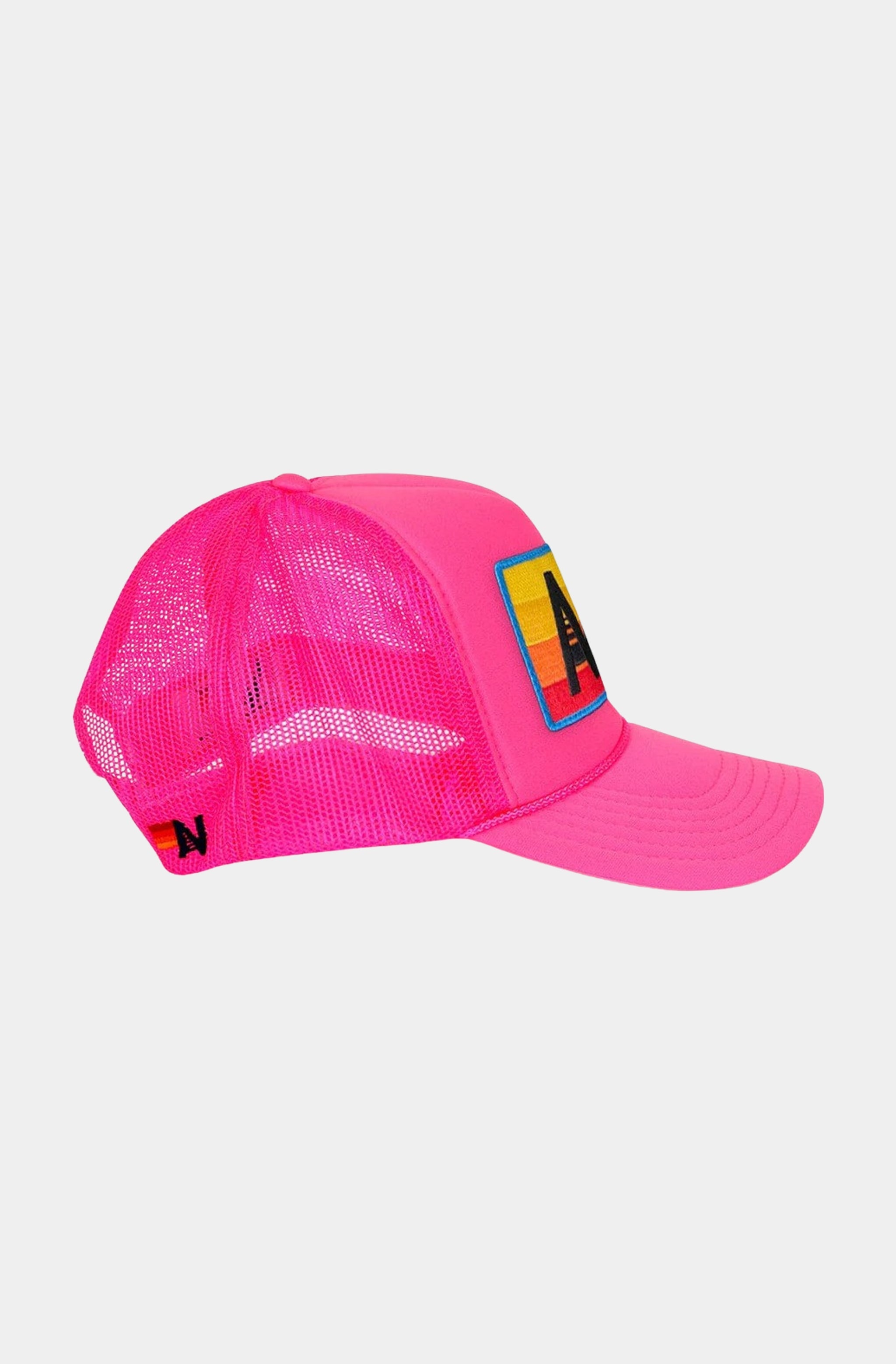 Logo Rainbow Vintage Low Rise Trucker Hat