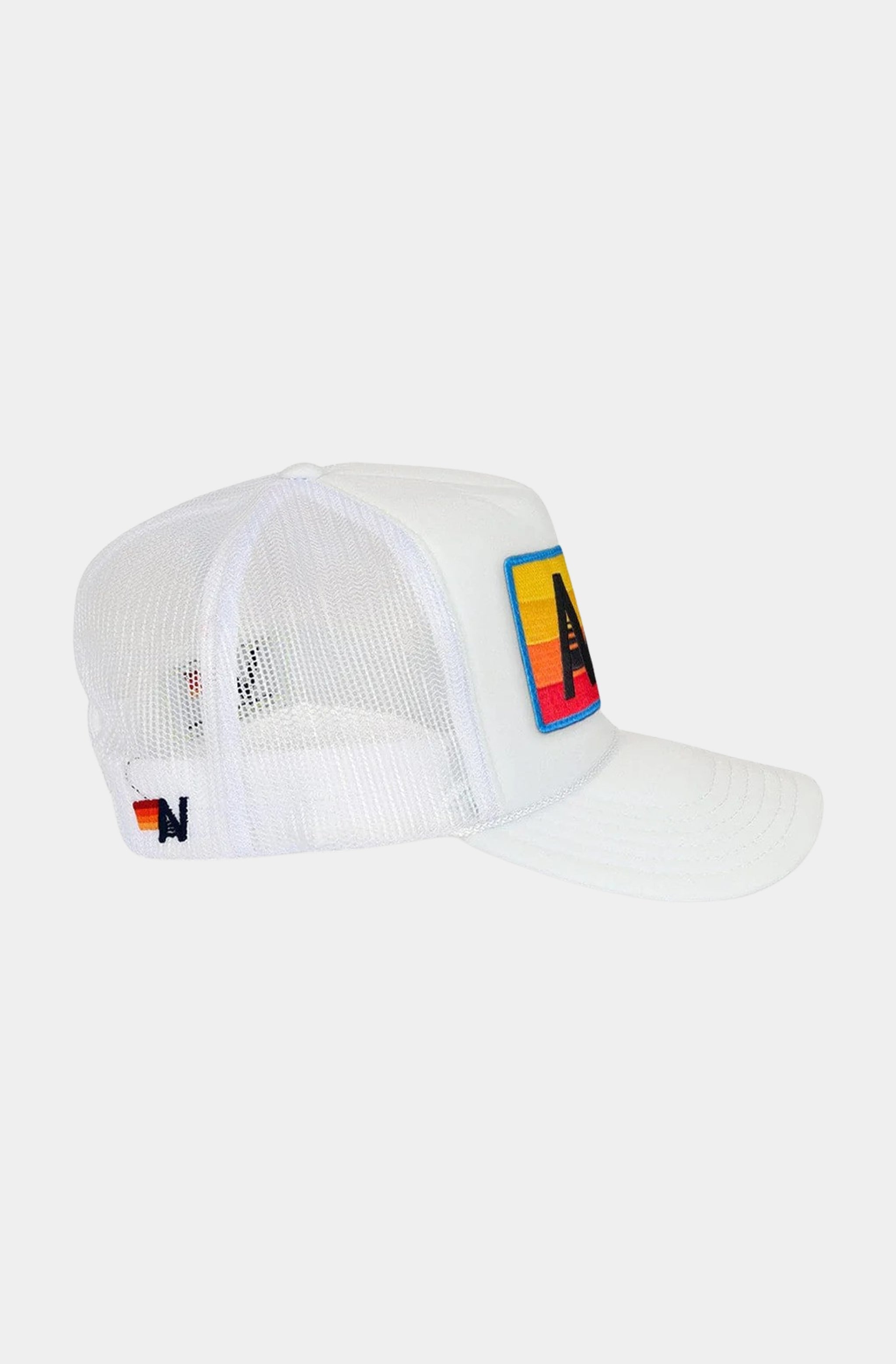 Logo Rainbow Vintage Low Rise Trucker Hat
