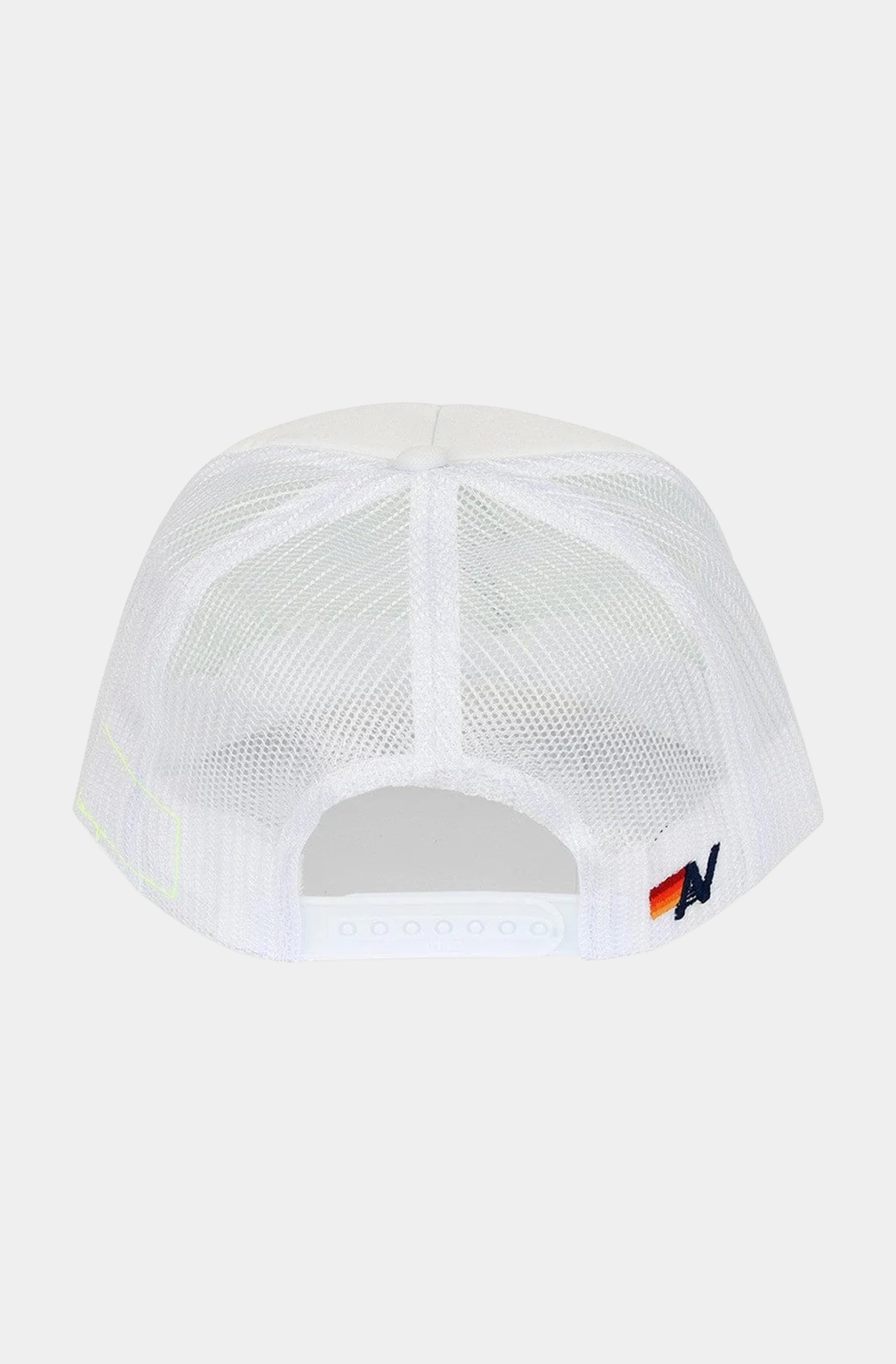 Logo Rainbow Vintage Low Rise Trucker Hat